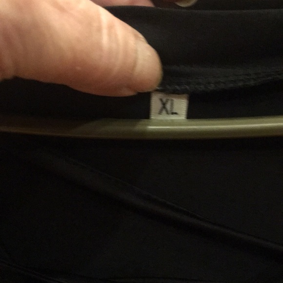 Women’s lace u top black size xlarge euc - Picture 6 of 7